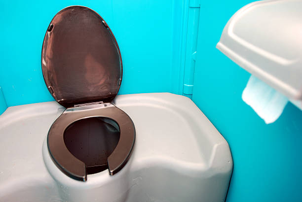 Portable Toilet Options We Offer in Wauregan, CT